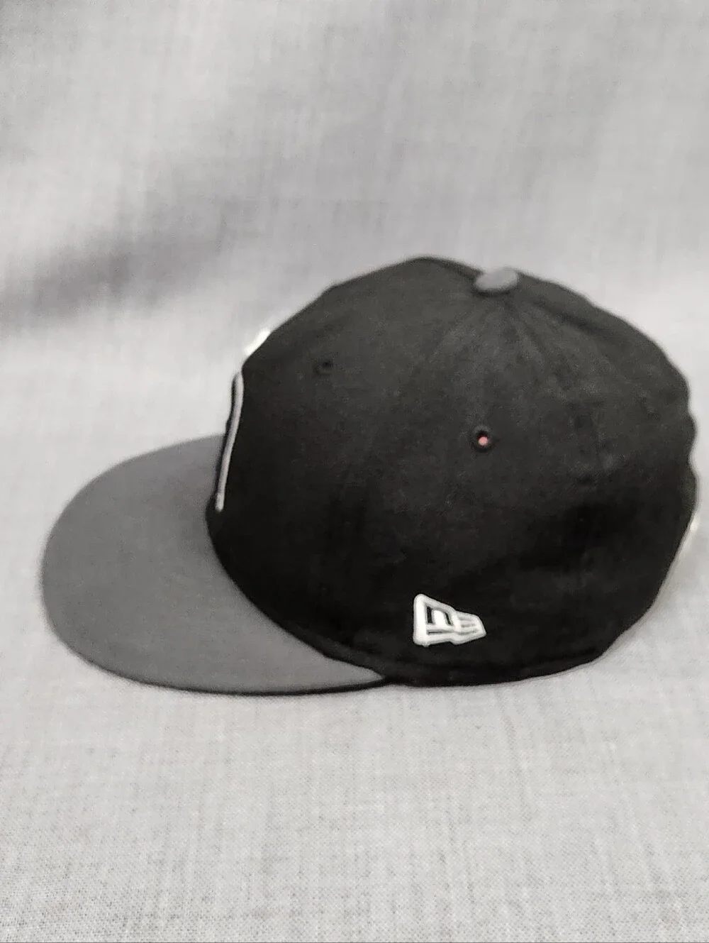 New Era LA Angeles Black and Grey Fitted Hat. 7